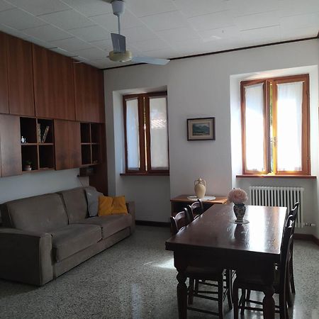Apartamento Il Giardino Dei Fiori Mandello del Lario Exterior foto