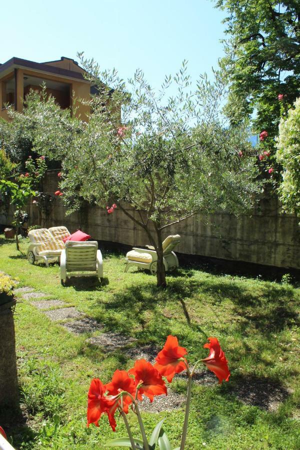 Apartamento Il Giardino Dei Fiori Mandello del Lario Exterior foto